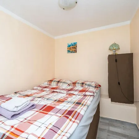 Lejlighed Robi & Kristina - One Bedroom With Sea View A1 *